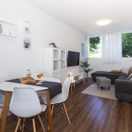 Apartment Cosmos *